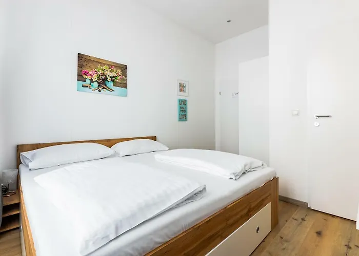 Budget West With Shared Kitchen * Vienna