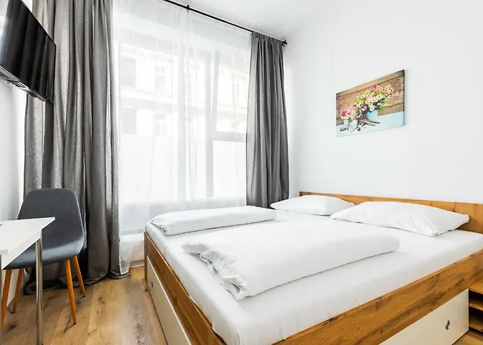 Budget West With Shared Kitchen Vienna